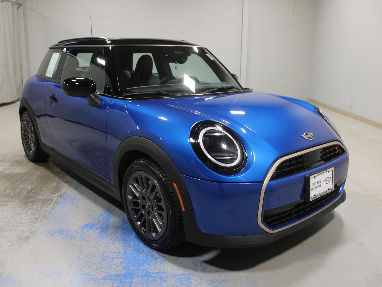 2025 Mini Cooper 2 Door Hardtop S photo 3