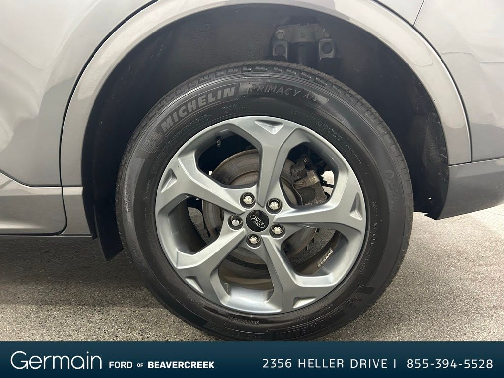 2023 Ford Escape ST-Line Select photo 12