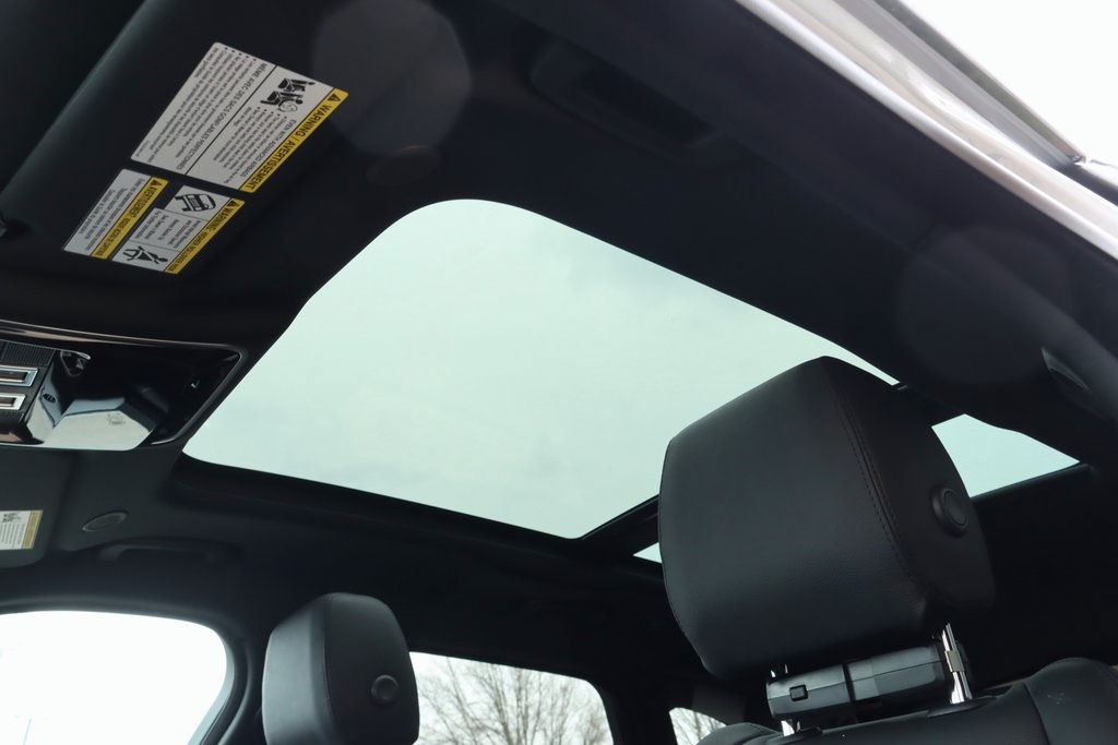 2026 LAND ROVER RANGE ROVER VELAR - Image 14