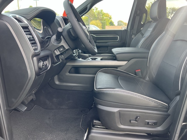 2025 Ram 2500 Laramie photo 5