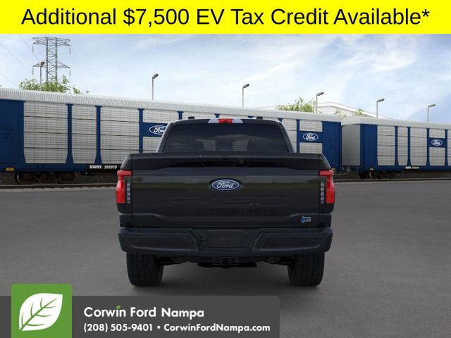 2025 Ford F-150 Lightning photo 7