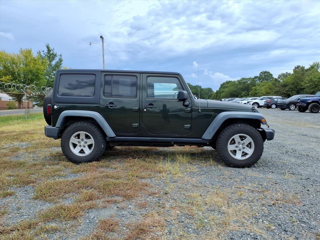 2011 Jeep Wrangler Unlimited Rubicon photo 4