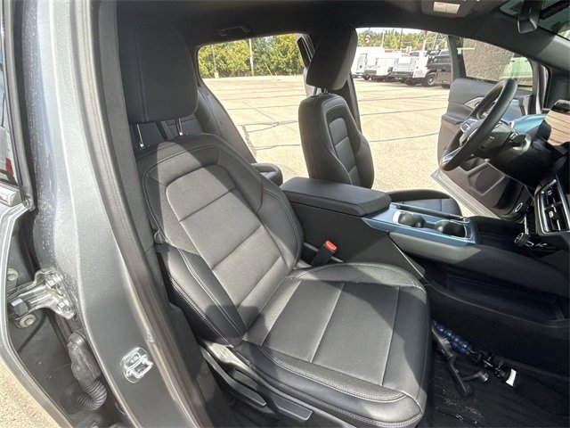 2025 Chevrolet Equinox EV 1LT photo 15