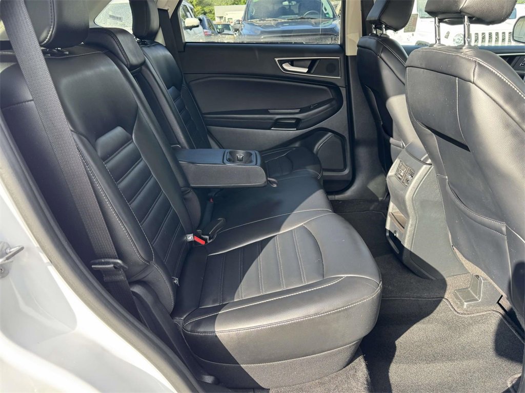2024 Ford Edge SEL photo 11