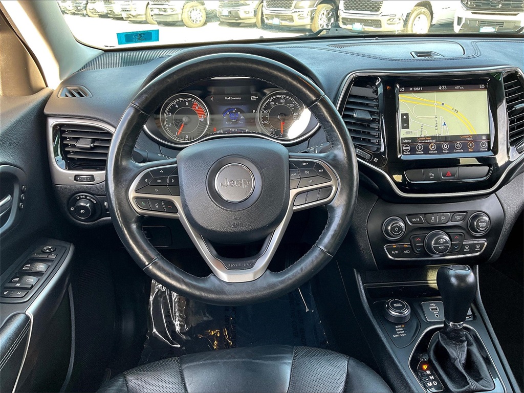 2019 Jeep Cherokee Limited photo 16