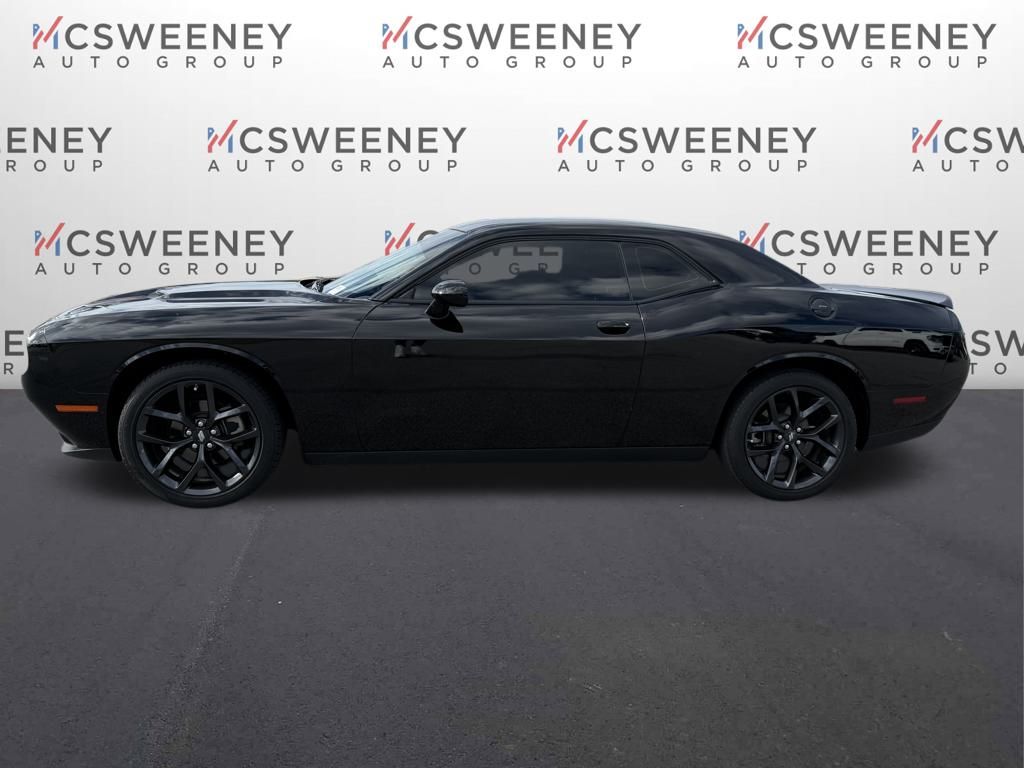 2023 Dodge Challenger SXT photo 2