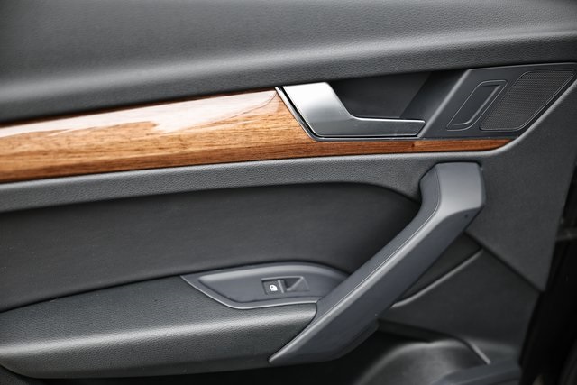 2023 Audi Q5 40 Premium photo 21