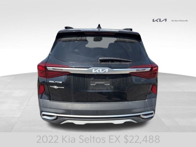 2022 Kia Seltos EX photo 5