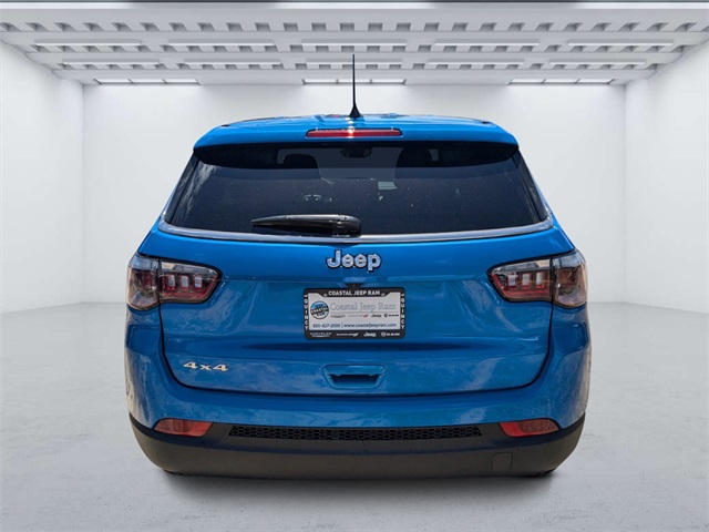 2024 Jeep Compass Sport photo 4