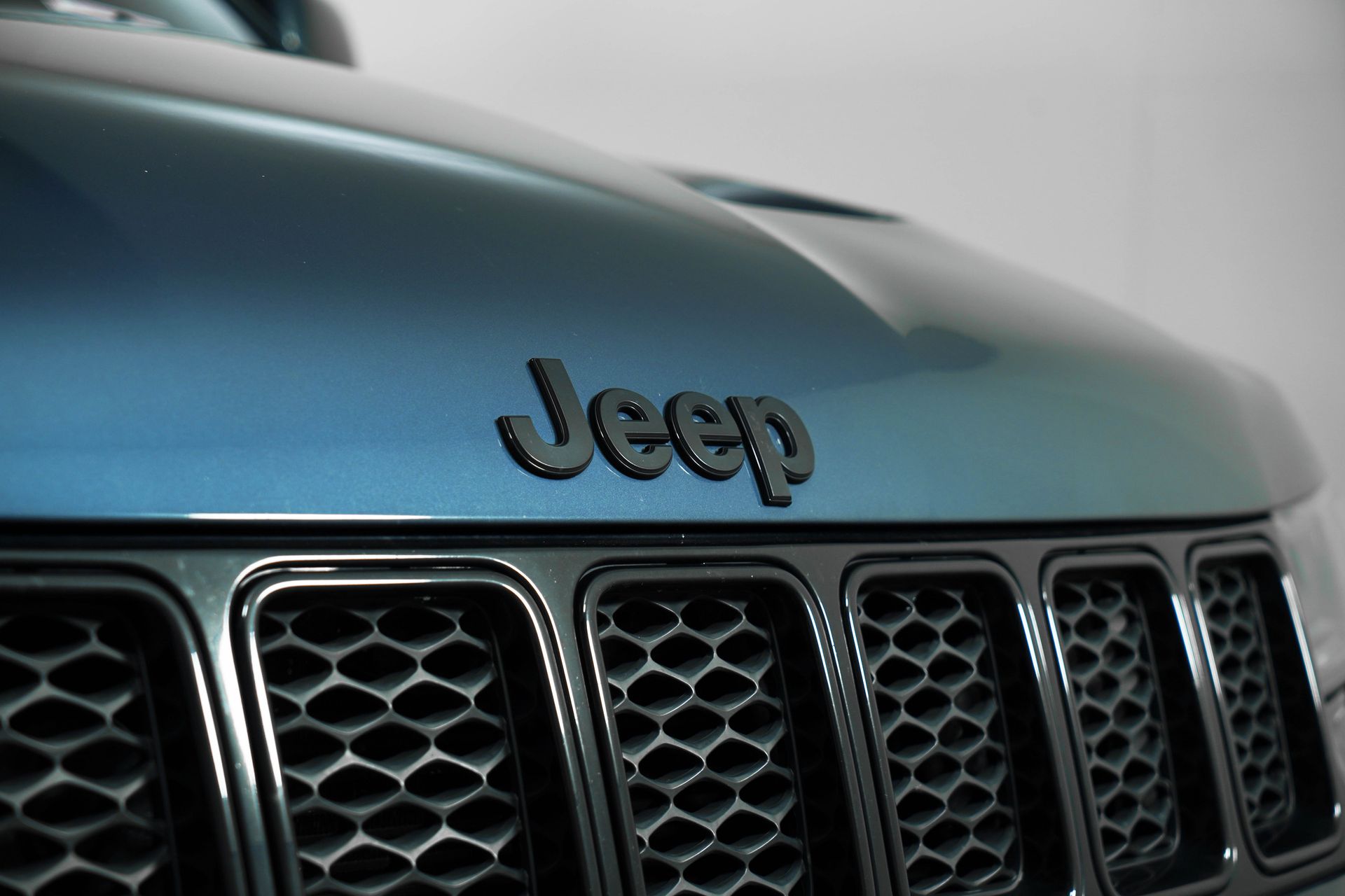 2021 Jeep Grand Cherokee SRT8 photo 6