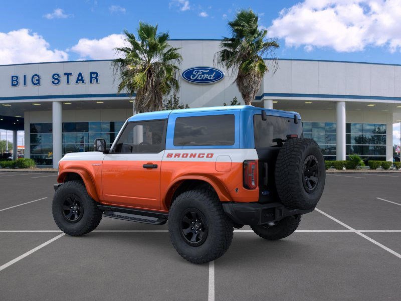 2025 Ford Bronco First Edition photo 4