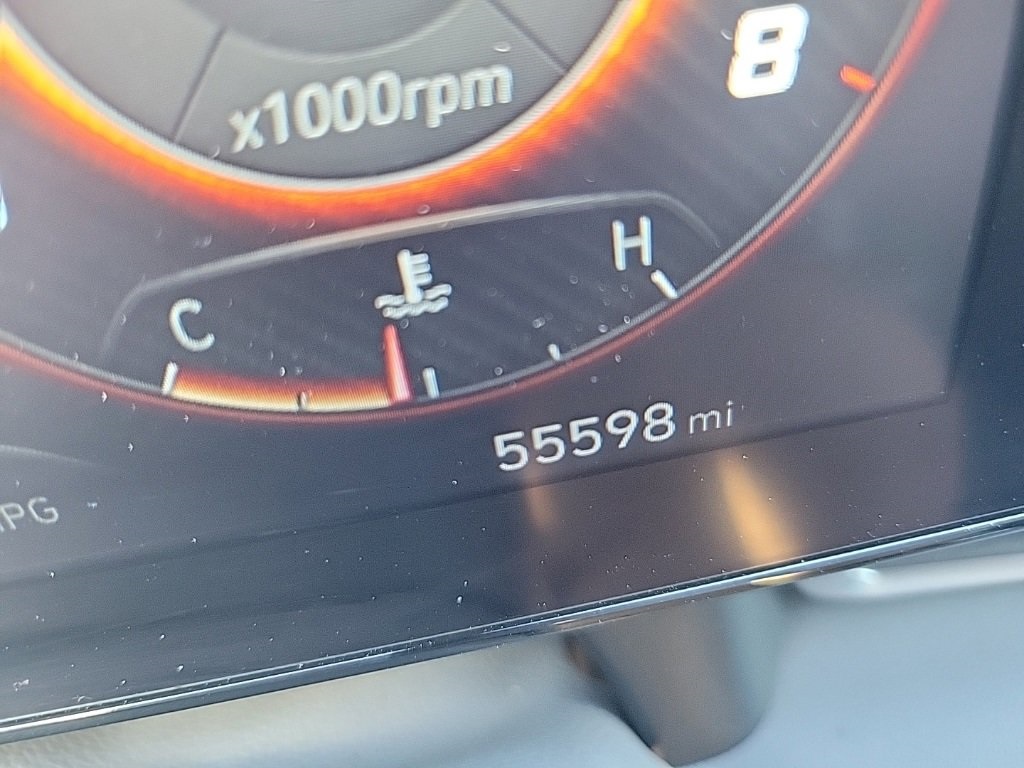 2023 Hyundai Elantra SEL photo 4