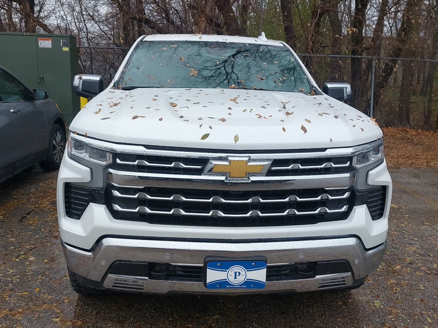 2024 Chevrolet Silverado 1500 LTZ photo 2