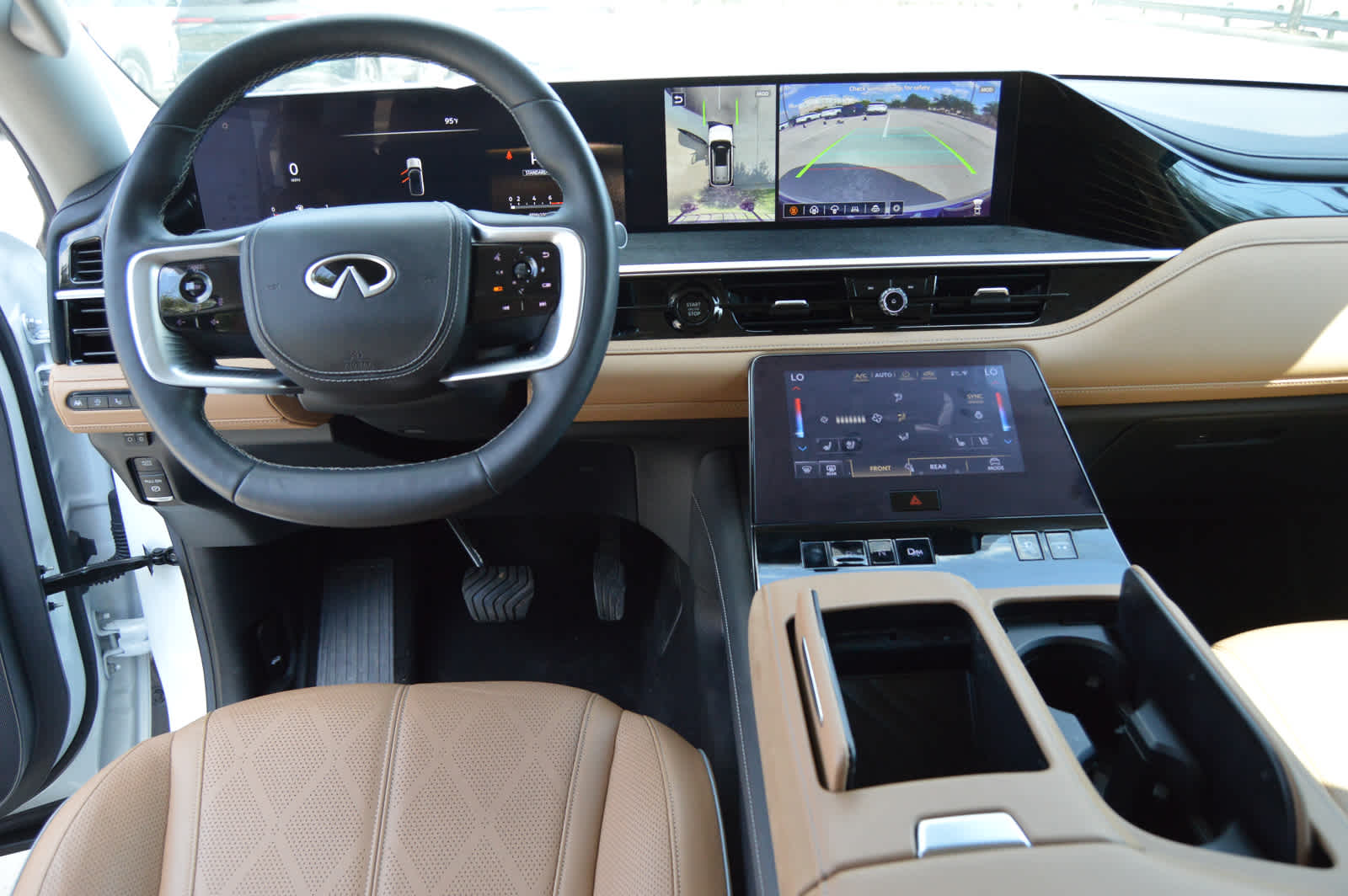 2025 Infiniti QX80 Sensory photo 17