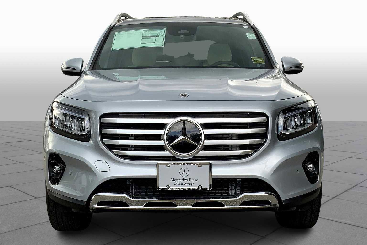 2026 Mercedes Benz GLB 250 4MATIC photo 2