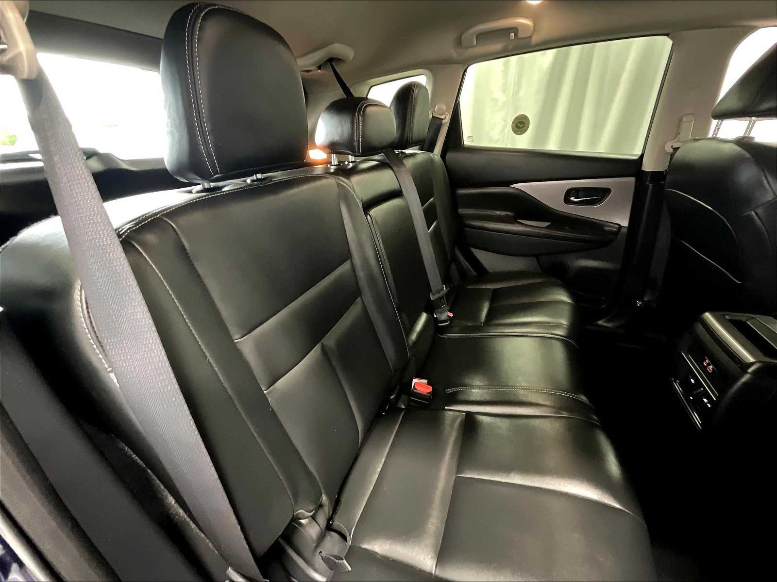 2023 Nissan Murano SV photo 16