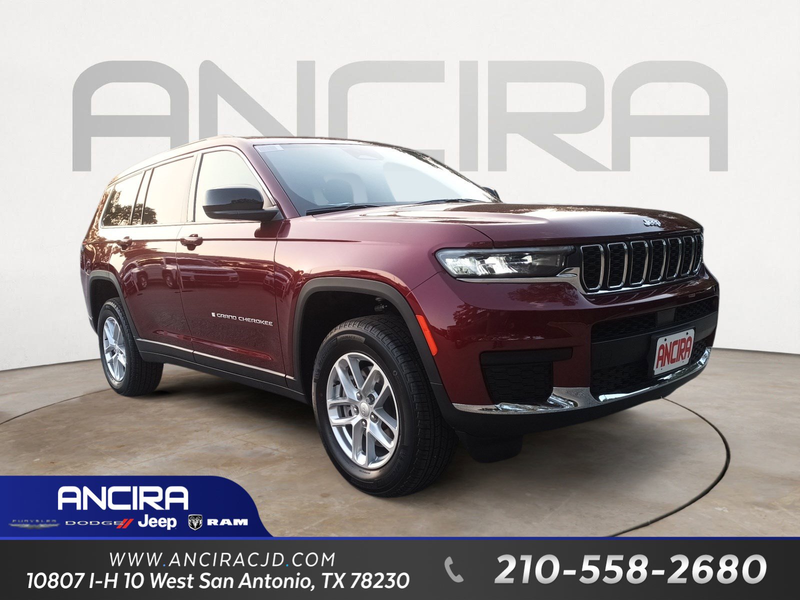 2025 Jeep Grand Cherokee L Laredo's photo