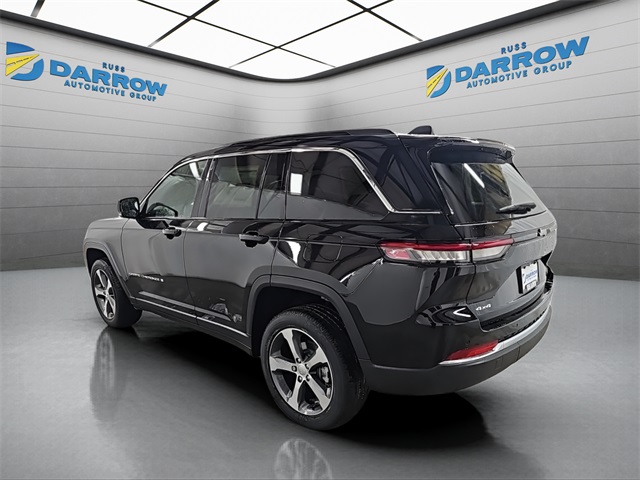2025 Jeep Grand Cherokee Limited photo 3