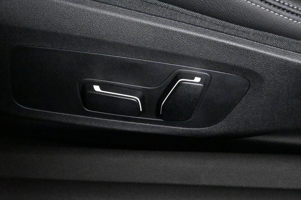 2025 Bmw 230i 230i xDrive photo 26