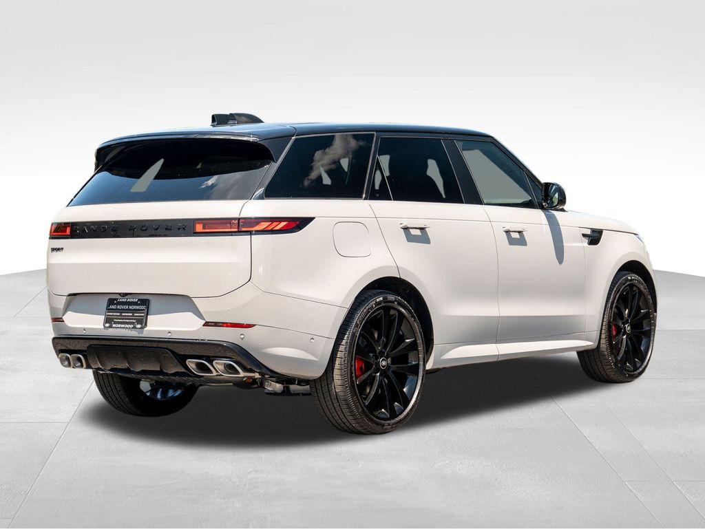 2025 Land Rover Range Rover Sport SE photo 4