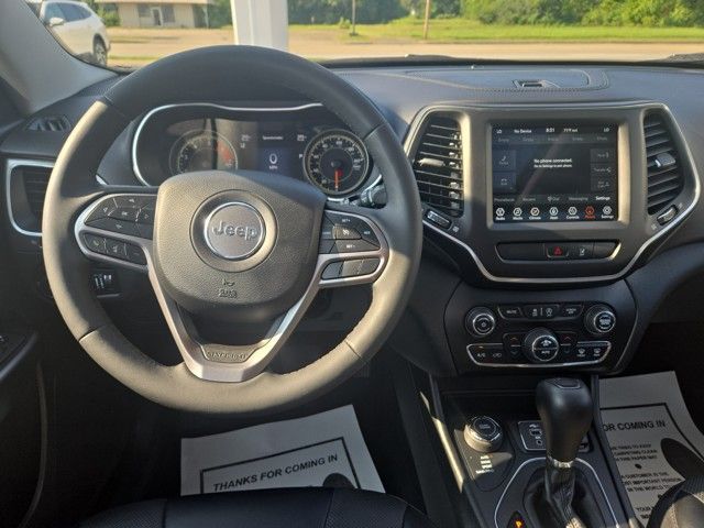 2022 Jeep Cherokee Latitude Lux photo 13