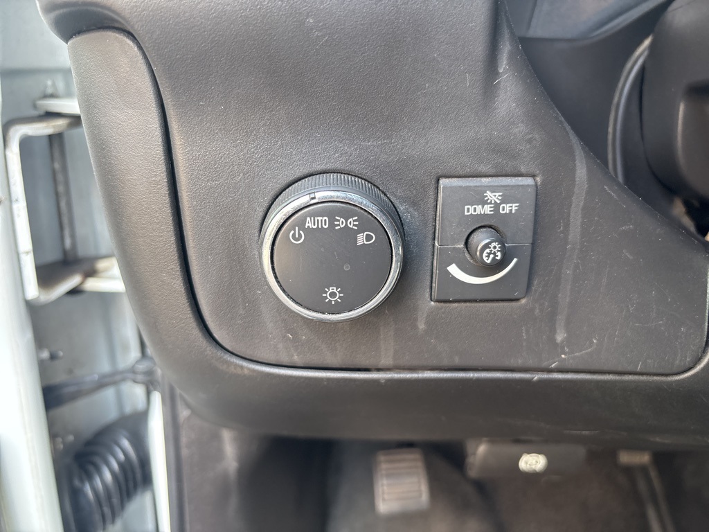 2016 Chevrolet Express 3500 Passenger Van photo 22