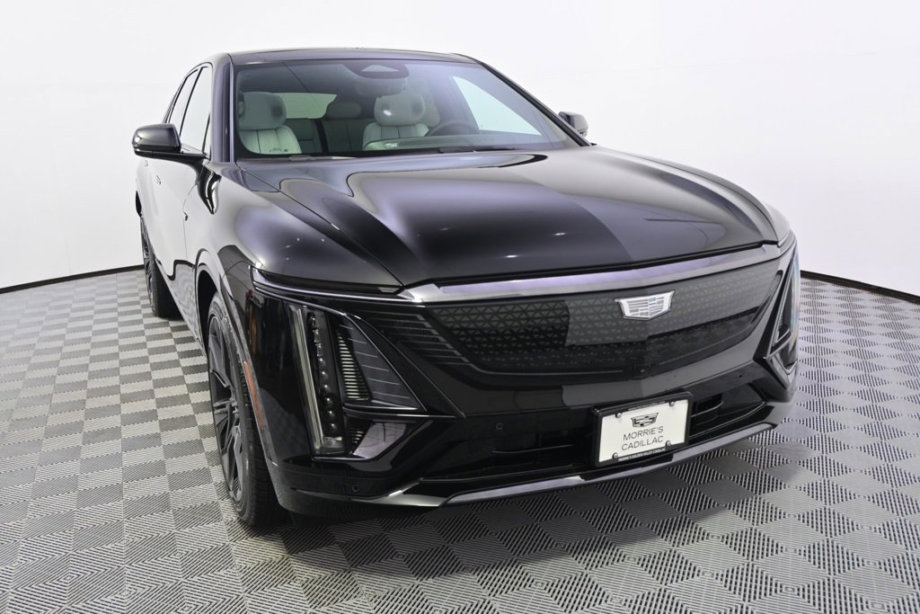 2025 Cadillac Lyriq Sport photo 9