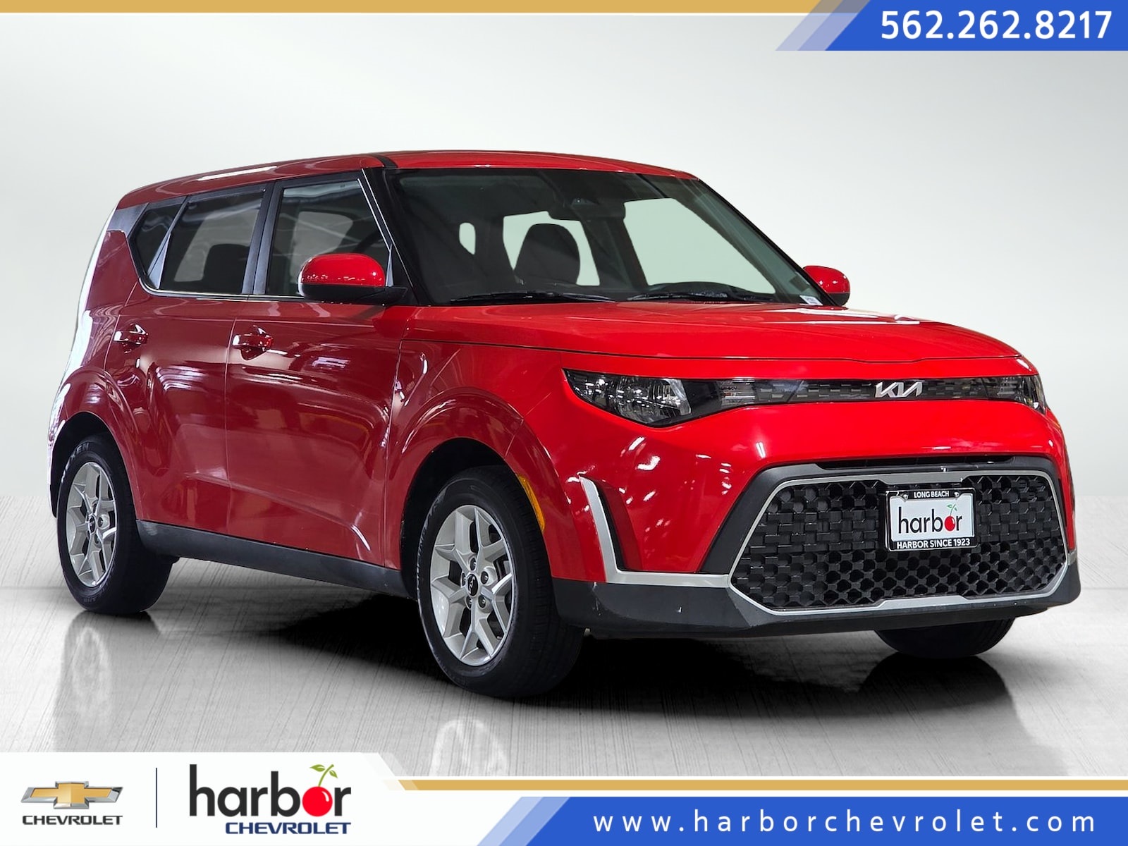 2023 Kia Soul LX's photo
