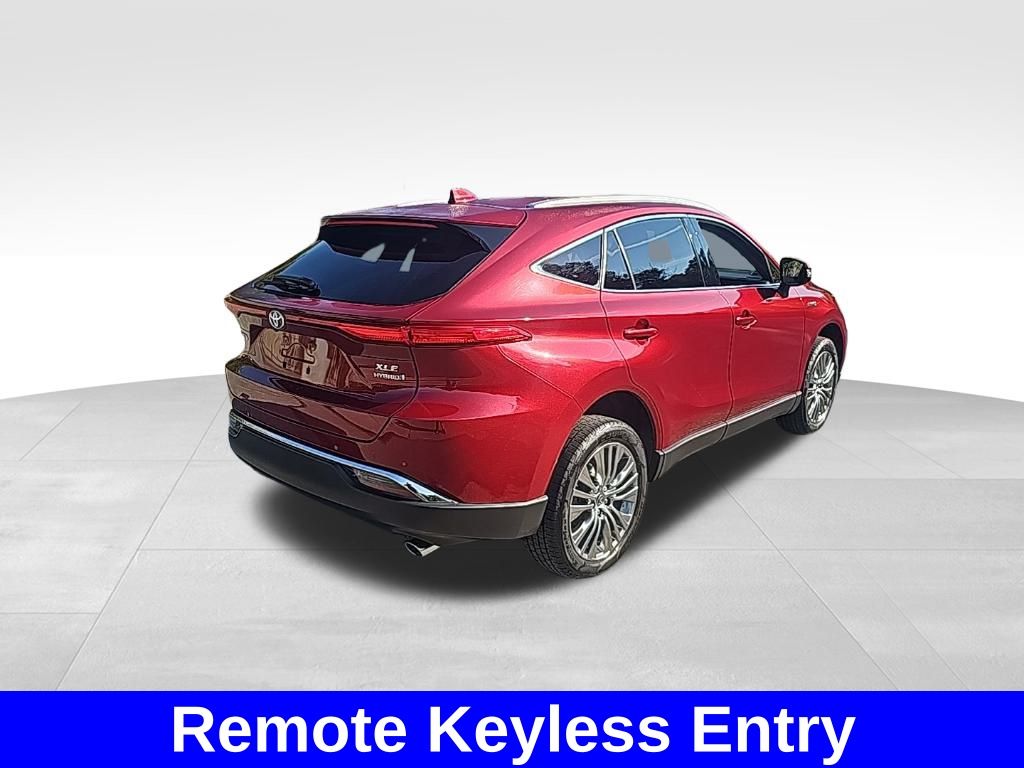 2021 Toyota Venza XLE photo 4