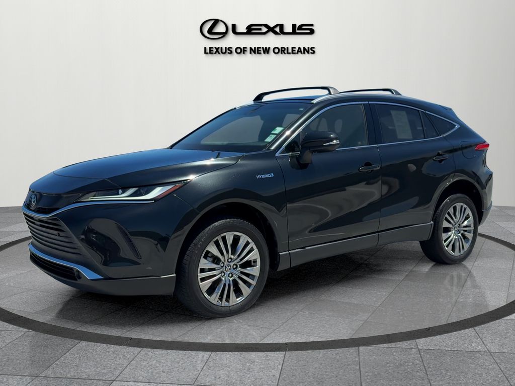 2021 Toyota Venza XLE photo 3