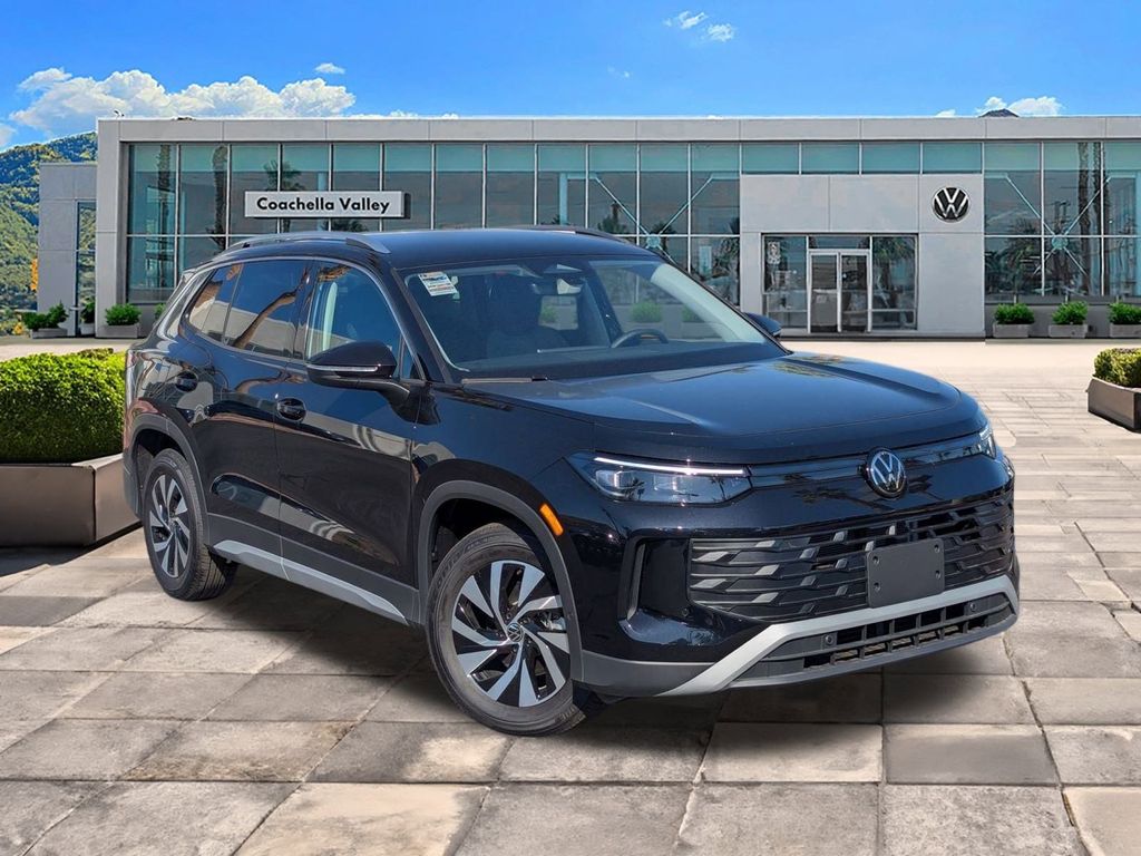 2025 Volkswagen Tiguan S's photo