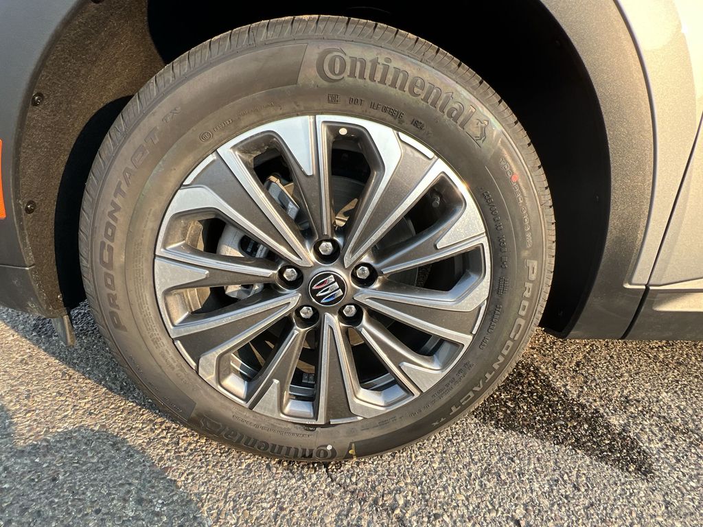 2024 Buick Envision Preferred photo 32
