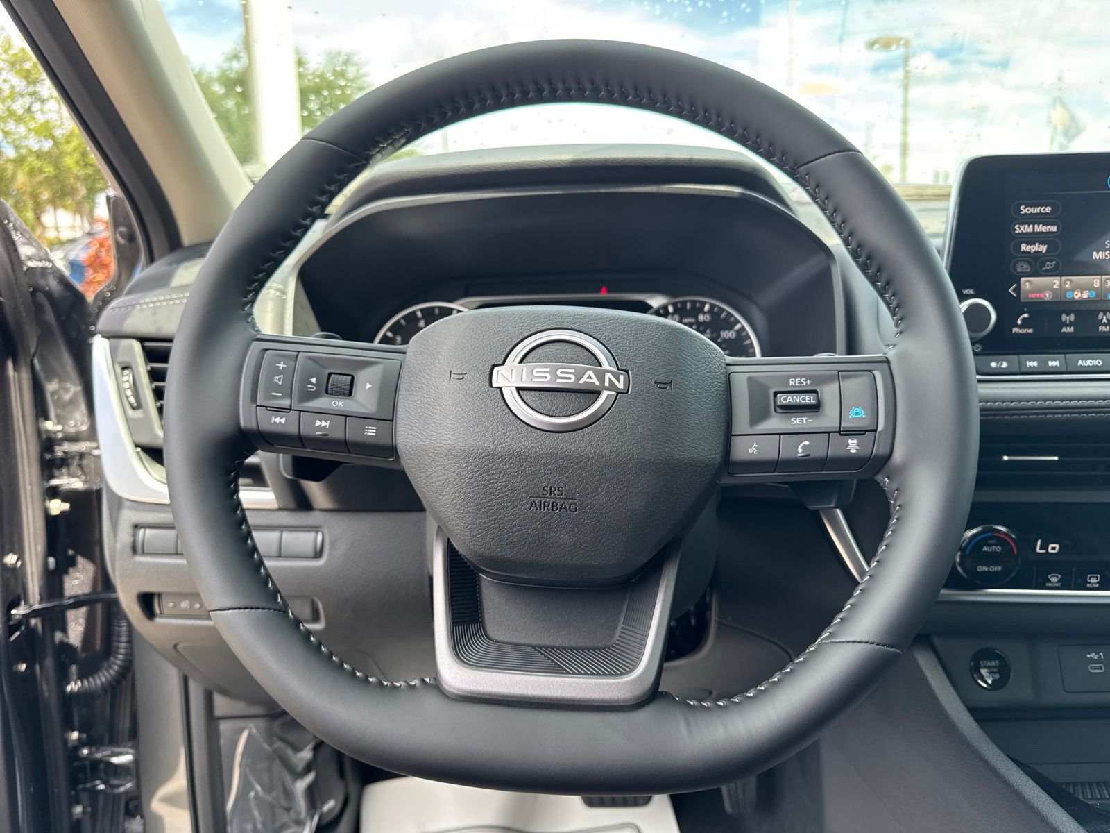 2026 Nissan Rogue SV photo 12