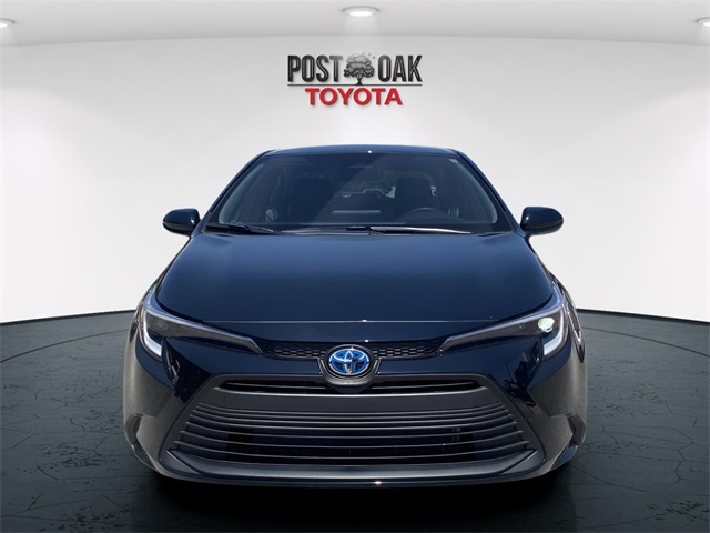 2025 Toyota Corolla LE SE photo 3