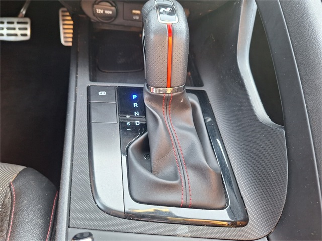 2024 Hyundai Elantra N Line photo 18