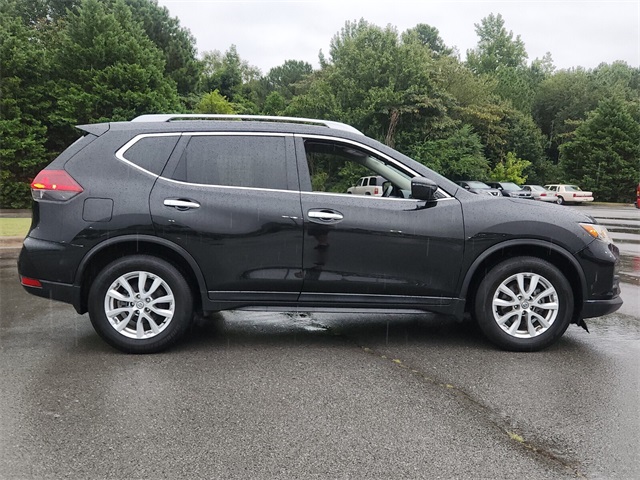 2019 Nissan Rogue S photo 2