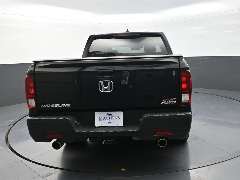 2021 Honda Ridgeline Sport photo 4