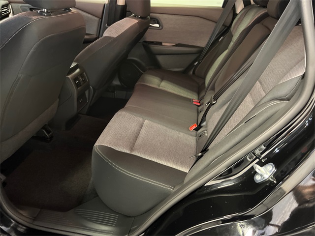 2023 Nissan Rogue SV photo 15