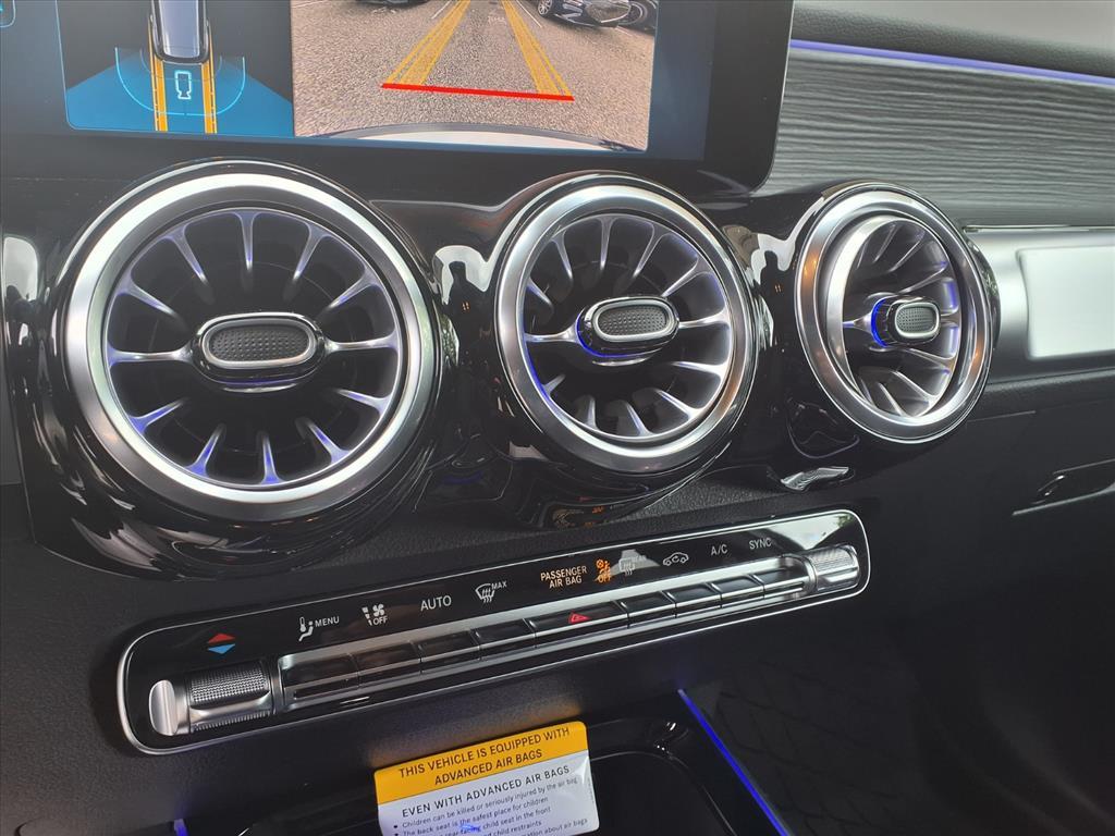 2026 Mercedes Benz GLB 250 4MATIC photo 19