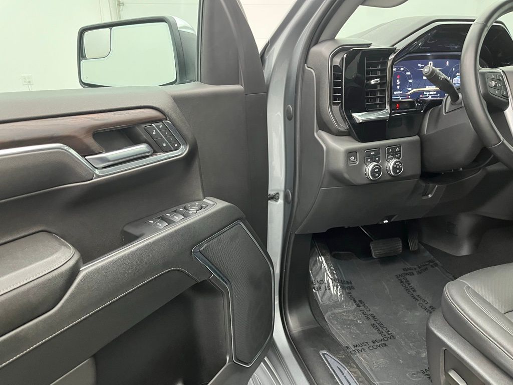 2023 Gmc Sierra 1500 SLT photo 9