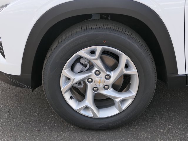 2026 Chevrolet Trax LS photo 6