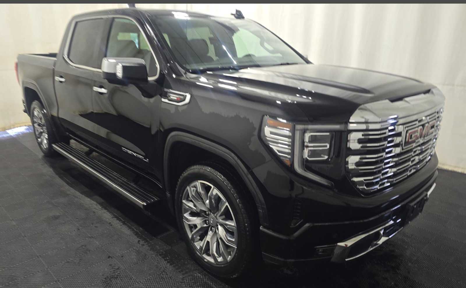 2024 Gmc Sierra 1500 Denali photo 3
