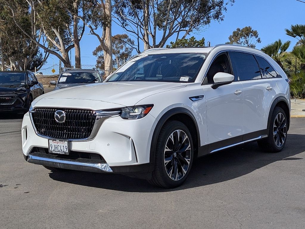 2024 Mazda CX-90 Premium photo 3