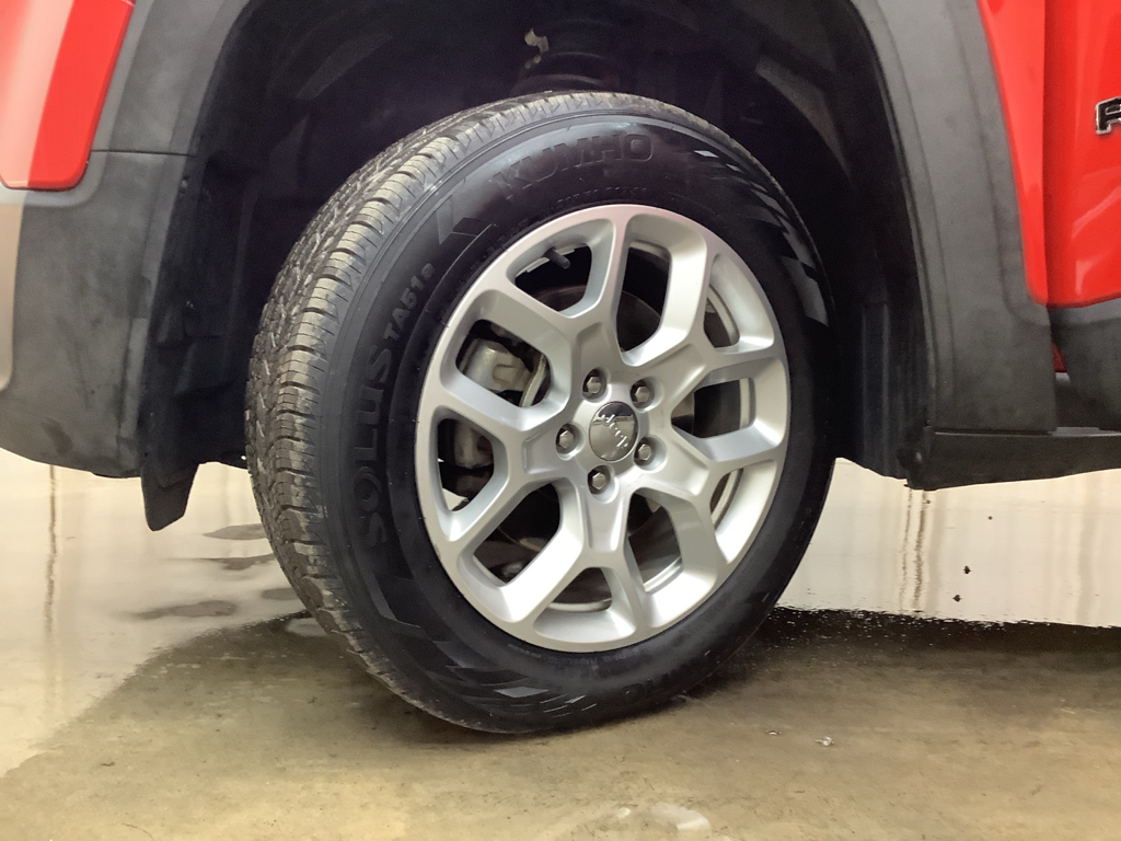 2018 Jeep Renegade Latitude North Edition photo 25