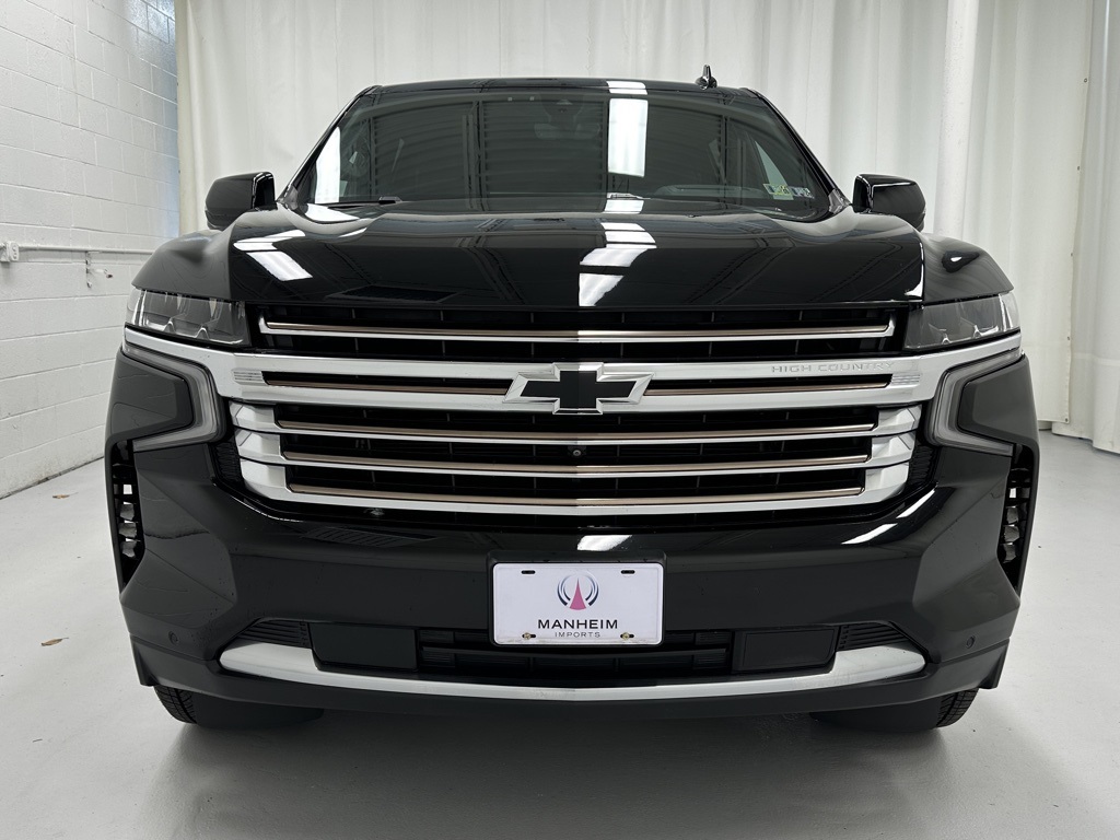2021 Chevrolet Suburban High Country photo 3