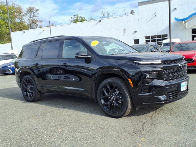 2025 Chevrolet Traverse RS's photo