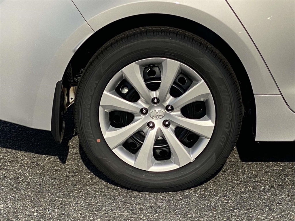 2026 Toyota Corolla LE photo 7