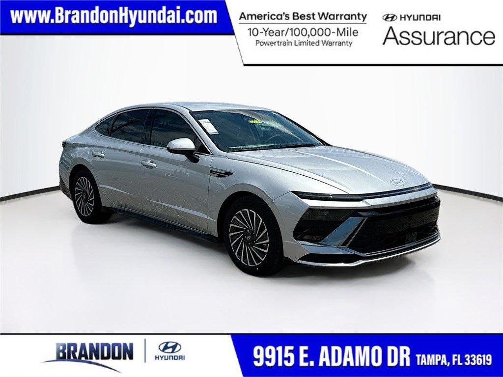 2025 Hyundai Sonata Hybrid SEL's photo