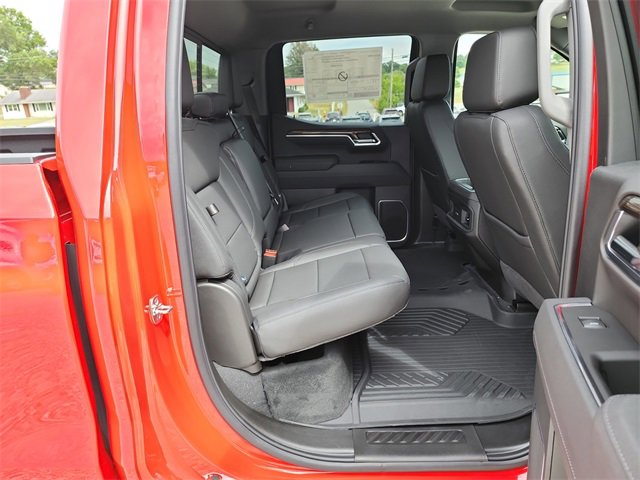 2026 Chevrolet Silverado 1500 LT photo 9
