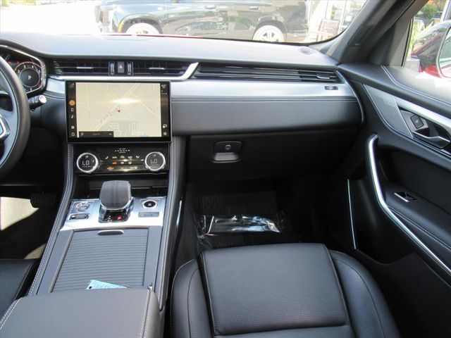 2024 Jaguar F-PACE P250 R-Dynamic S photo 13